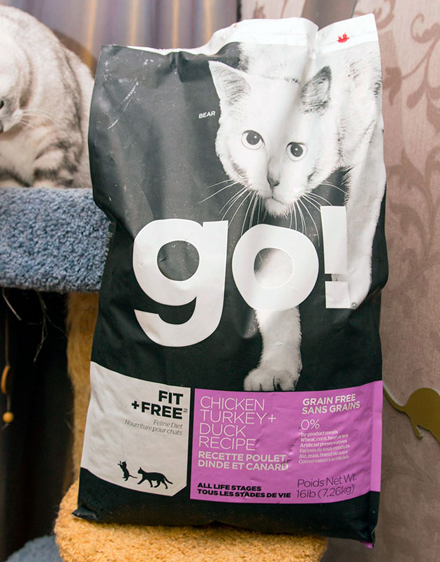 Корм GO! FIT + FREE для кошек и котят сбалансирован и в нем присутствую все необходимые микроэлементы и витамины